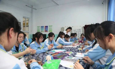 青岛幼儿师范学校中专部
