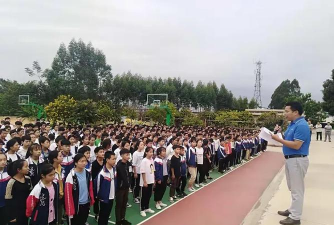 仙湖镇中心校