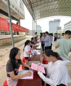 上林县澄泰乡初级中学