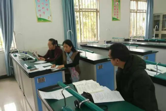 横县镇龙乡初级中学