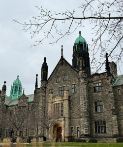 三一大学学院
