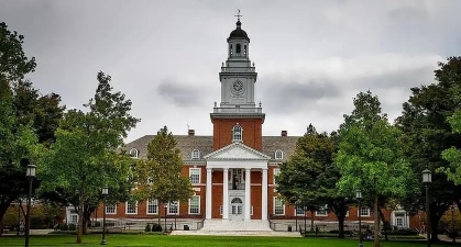 格里姆斯比学院暨格里姆斯比大学中心