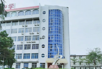 广西壮族自治区南宁市江南区苏圩中学