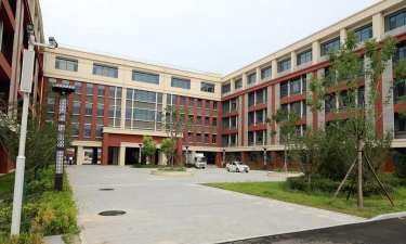中源初级中学