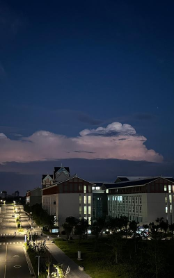 右江民族医学院