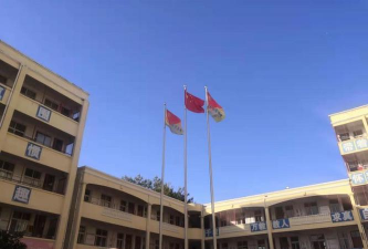 沈丘县槐店回族镇全峰中学环境