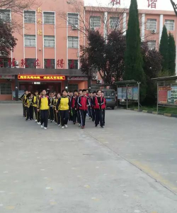杨营镇第二中学环境