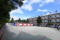 淮滨县固城乡楚相中学环境