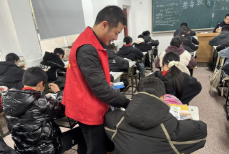 蔡家岗镇中学环境
