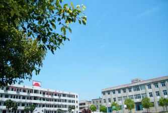 汉川市回龙镇杜庙中学环境