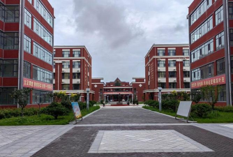 私立高科学校环境