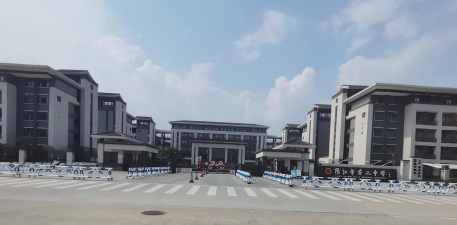 阳江市第三中学环境
