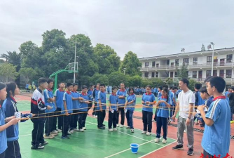 广兴洲镇中学环境