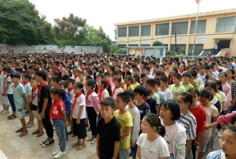 坳上中学环境