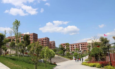 四川省通江县职业高级中学