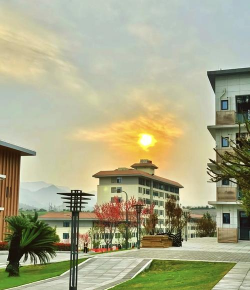 重庆旅游幼师学校环境