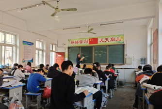 襄城县玉成中学环境