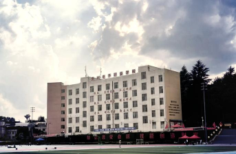 贵阳电子幼师职业学校