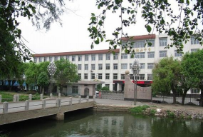铁岭县中等职业技术专业学校环境