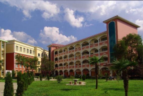 昭通师范高等专科学校附属中学环境