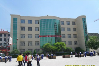 甘肃省通渭县第二中学环境