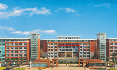 四川绵阳东辰国际学校环境