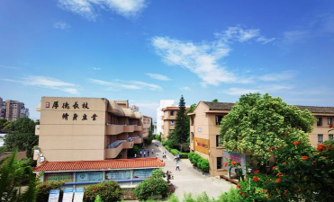 温州市龙湾区职业技术学校环境