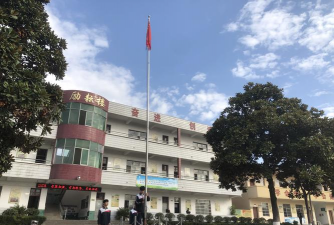 江夏区流芳中学环境