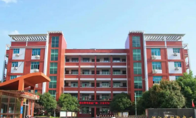 怀化洪江区工业职业中等专业学校环境