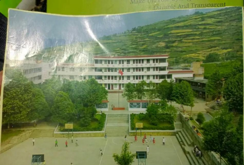 龙场营中学
