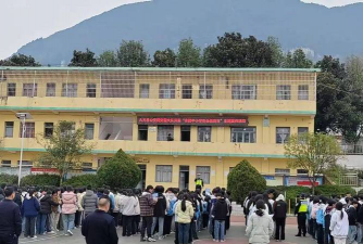 小屯乡小屯中学环境