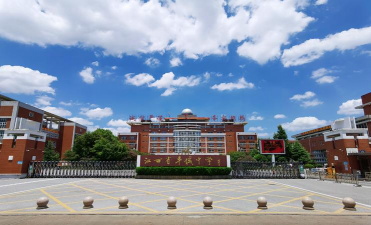 丰城中学环境