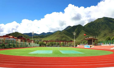 昌都地区第二中学环境