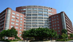 丽江市卫生学校