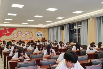河池市经济贸易职业技术学校环境