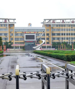 鞍山市政法职业高中环境