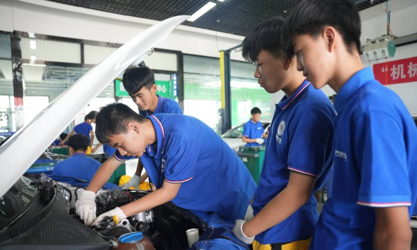 西安汽修学校环境