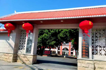 上林县新区中学环境