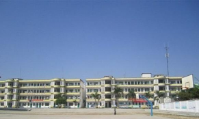 宾阳县大桥镇初级中学环境