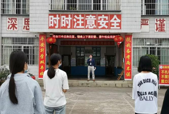 南宁市横县百合镇第三初级中学环境