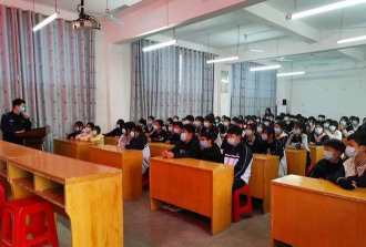 广西横县那阳镇第二初级中学环境