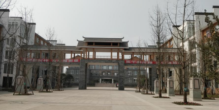 犍为县清溪高中环境