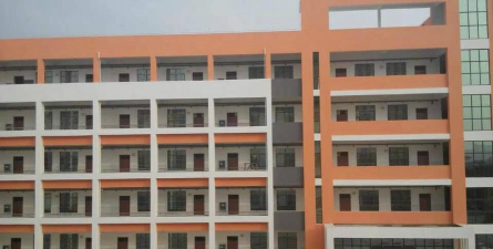 南宁市高峰林场职工子弟学校环境