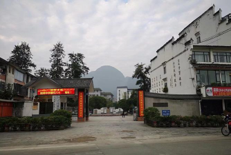 广西桂林阳朔中学环境