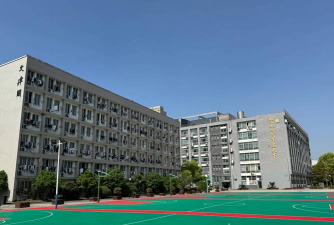 衢江区下张初中环境