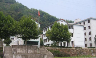 浙江省衢州市衢江区湖南镇初级中学环境