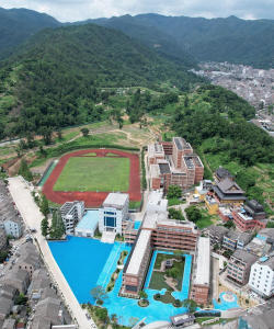 温中实验学校环境