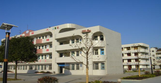 江都市花荡中学环境