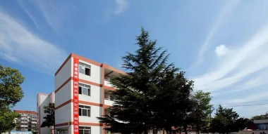 江都市第三中学环境