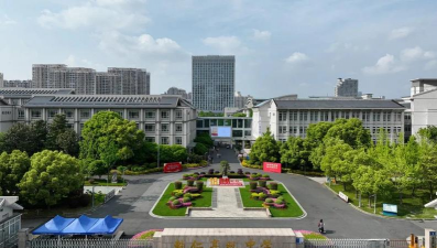 无锡市辅仁高级中学环境